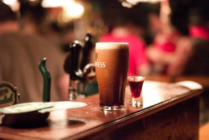 Guinness mit 35/1.2 bei ISO2500 und M8 Guinness mit 35/1.2 bei ISO2500 und M8
