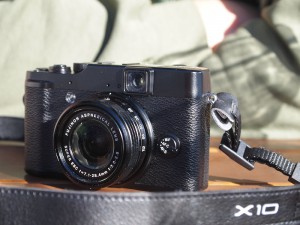 Fuji X10