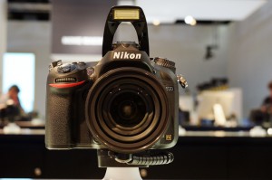 D600 von vorne mit AF-S 24-85 VR
