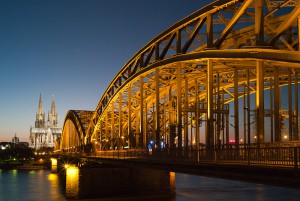 Kölner Dom, Eisenbahnbrücke, Rhein