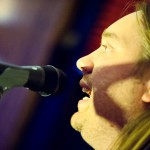 Vocals & Bass: Tom