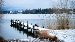 Schnee am See