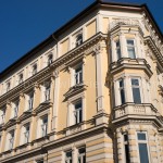 Häuserfassade in München, Nex-6 + ZM25 bei f8
